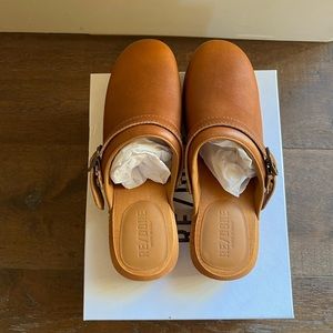 Re/Done Classic 70’s Brown Leather Clog